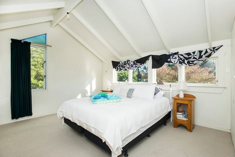 Photo of property in 13 Rangiuia Road, Tolaga Bay, 4077