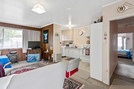 Photo of property in 8 Banff Street, Regent, Whangarei, 0112