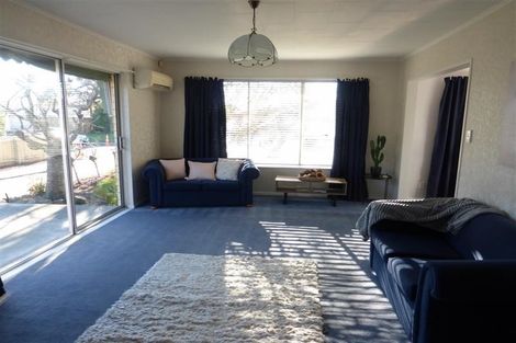 Photo of property in 60 Denise Crescent, Hornby, Christchurch, 8042