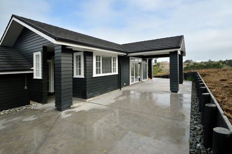 Photo of property in 335 Whitford Road, Whitford, Howick, 2571