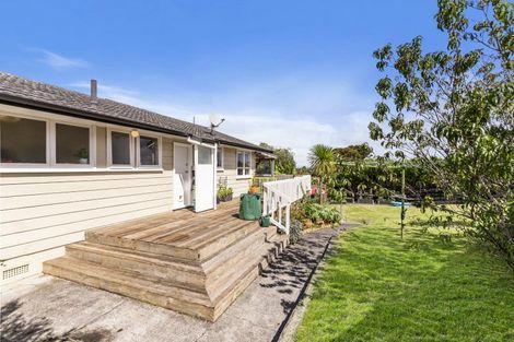 Photo of property in 32 Windy Ridge Road, Glenfield, Auckland, 0629