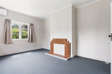 Photo of property in 17 Apihai Street, Orakei, Auckland, 1071