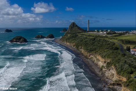 Photo of property in 37 Herekawe Drive, Spotswood, New Plymouth, 4310