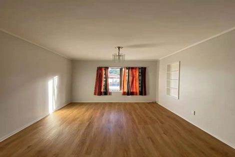 Photo of property in 56 Vintage Drive, Henderson, Auckland, 0612