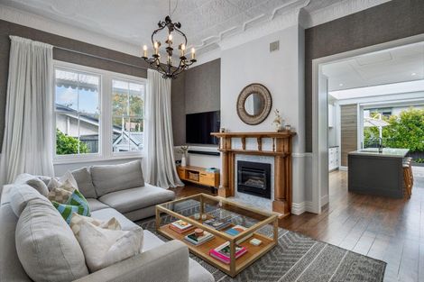 Photo of property in 10 Asquith Avenue, Mount Albert, Auckland, 1025