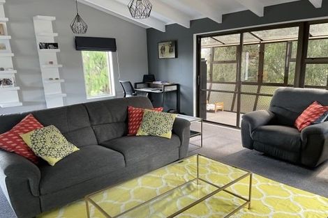 Photo of property in 57 Waterloo Crescent, Hokowhitu, Palmerston North, 4410