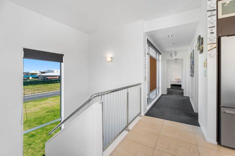 Photo of property in 401 Harbour View Road, Whangamata, 3620