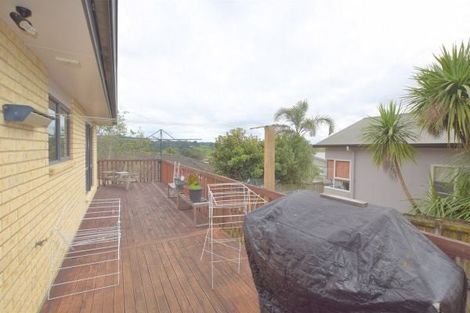 Photo of property in 24 View Ridge Drive, Ranui, Auckland, 0612