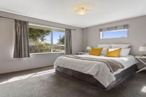 Photo of property in 1 Birdling Place, Halswell, Christchurch, 8025