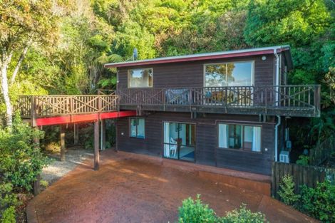 Photo of property in 68 Hauraki Terrace, Pukawa Bay, Turangi, 3381