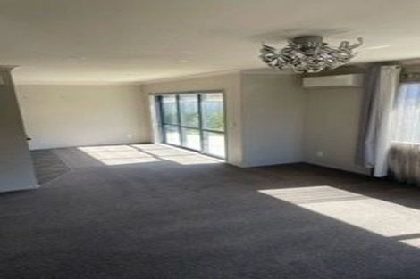 Photo of property in 13 Poppy Watts Grove, Stokes Valley, Lower Hutt, 5019