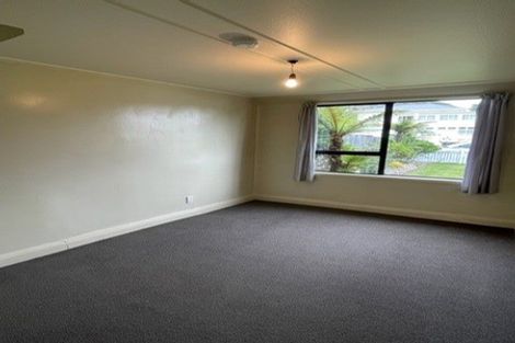 Photo of property in 19 Stoke Street, Sumner, Christchurch, 8081