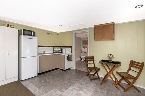 Photo of property in 15 Seymour Road, Inner Kaiti, Gisborne, 4010