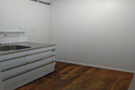 Photo of property in 103 Kenmore Street, Newlands, Wellington, 6037