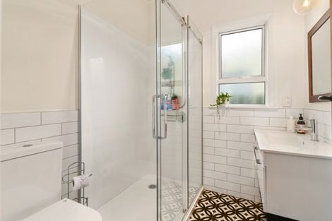 Photo of property in 24 Elizabeth Street, Victoria, Rotorua, 3010