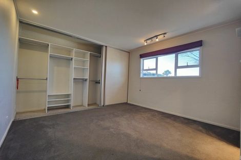 Photo of property in 5 Stansfield Place, Sunnyhills, Auckland, 2010