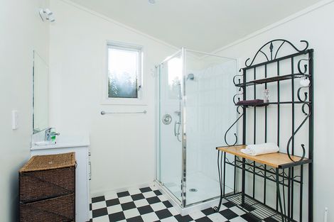 Photo of property in 13 Rangiuia Road, Tolaga Bay, 4077