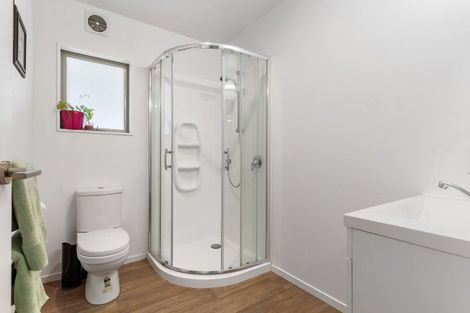 Photo of property in 202 Bond Street, Whangamata, 3620