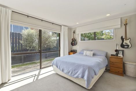 Photo of property in 6 Angus Street, Grandview Heights, Hamilton, 3200