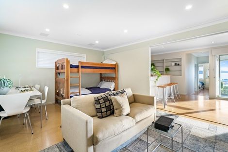 Photo of property in 53a De Luen Avenue, Tindalls Beach, Whangaparaoa, 0930