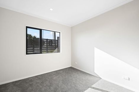 Photo of property in 1/1 Mitcham Avenue, Forest Lake, Hamilton, 3200