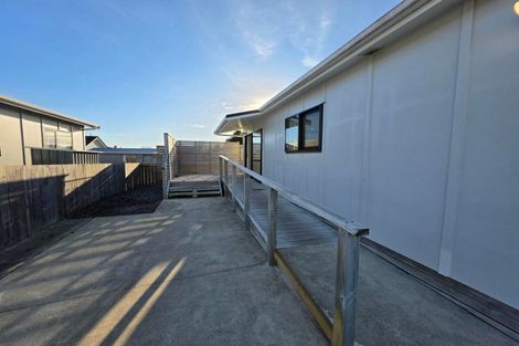 Photo of property in 27a Hinemoa Street, Levin, 5510