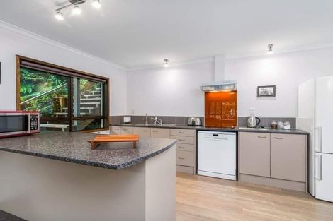 Photo of property in 5 Summit Road, Lake Okareka, Rotorua, 3076