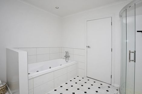 Photo of property in 119 Gladstone Terrace, Gladstone, Invercargill, 9810