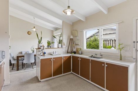 Photo of property in 556 Queen Street East, Levin, 5510