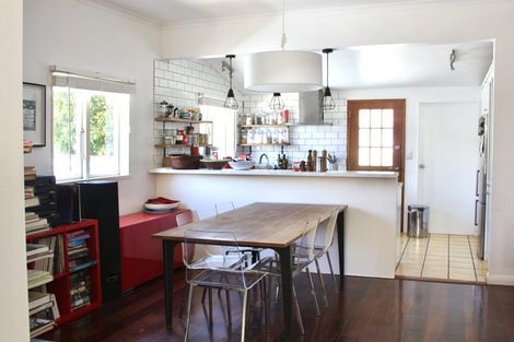 Photo of property in 29 Newman Terrace, Thorndon, Wellington, 6011