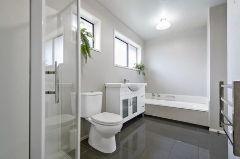 Photo of property in 22 Torlesse Crescent, Darfield, 7510