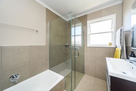 Photo of property in 10 Frimley Street, Awapuni, Palmerston North, 4412