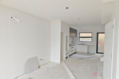 Photo of property in 13/13 Grove Lane, Pakuranga, Auckland, 2010