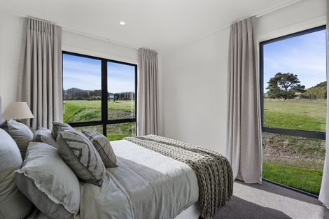Photo of property in 12 The Fairways, Kinloch, Taupo, 3377