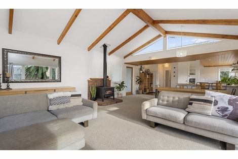 Photo of property in 35 Hall Road, Kerikeri, 0230