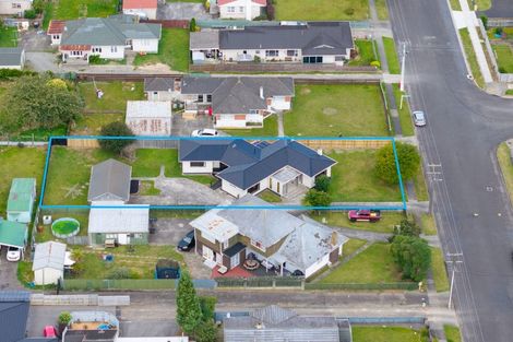 Photo of property in 158 Winchester Street, Levin, 5510