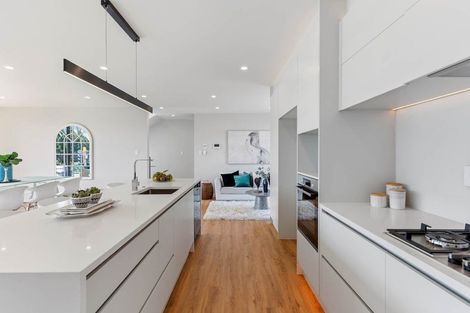 Photo of property in 1/90 Hillsborough Road, Hillsborough, Auckland, 1042