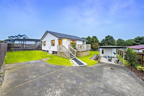 Photo of property in 2/10 Kimdale Place, Totara Heights, Auckland, 2105