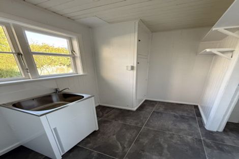 Photo of property in 42 Pitcairn Crescent, Bryndwr, Christchurch, 8053