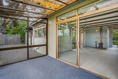 Photo of property in 1094 Scenic Drive North, Swanson, Auckland, 0816