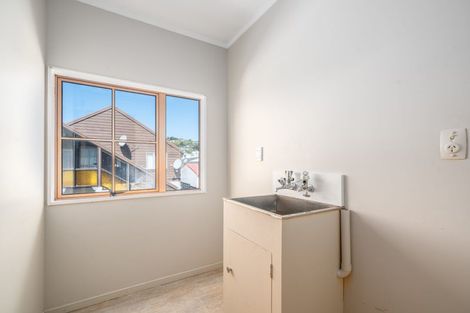 Photo of property in 4b Earp Street, Johnsonville, Wellington, 6037