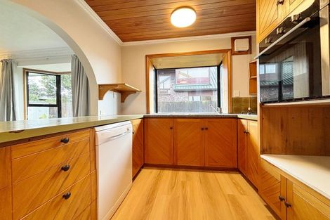 Photo of property in 86 Memorial Avenue, Ilam, Christchurch, 8053