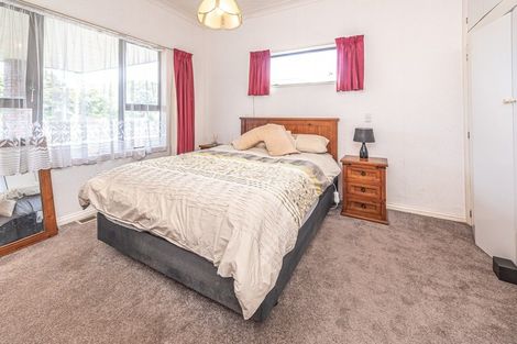 Photo of property in 10 Gonville Avenue, Gonville, Whanganui, 4501
