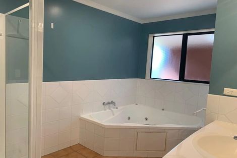 Photo of property in 289 Upland Road, Tarurutangi, New Plymouth, 4372