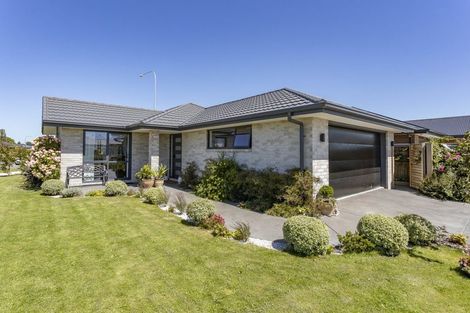 Photo of property in 18 Antill Street, Woodend, 7610