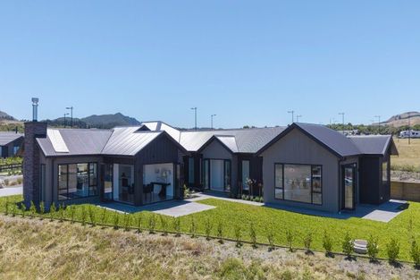 Photo of property in 47 Seven Oaks Drive, Kinloch, Taupo, 3377