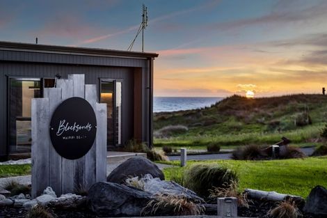 Photo of property in 21 Rosemount Road, Waverley, 4591