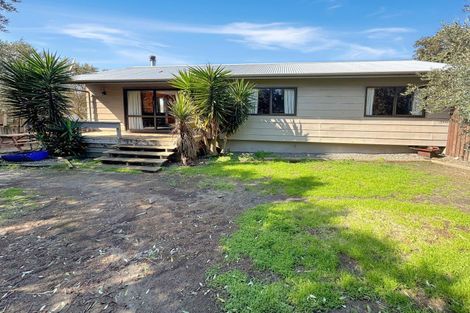Photo of property in 6 Harrod Avenue, Foxton Beach, Foxton, 4815