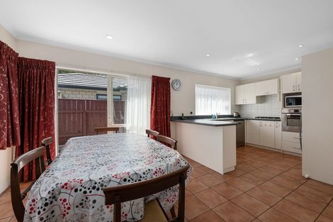Photo of property in 17 Grenville Street, Waiwhetu, Lower Hutt, 5010