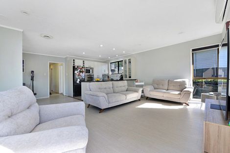 Photo of property in 11 Matipo Crescent, Pukete, Hamilton, 3200